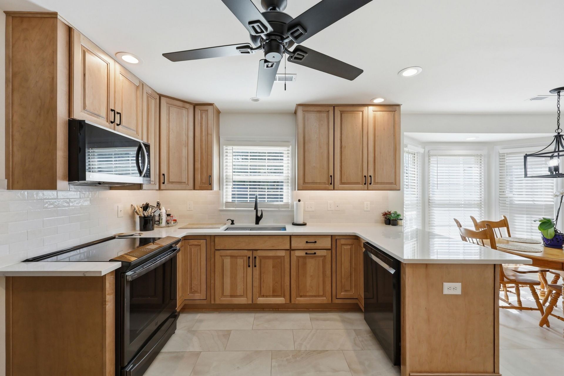 106 Annandale Court Photo 9