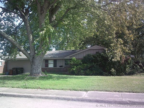 124 S Fenway Place, Bartlesville, OK 74006