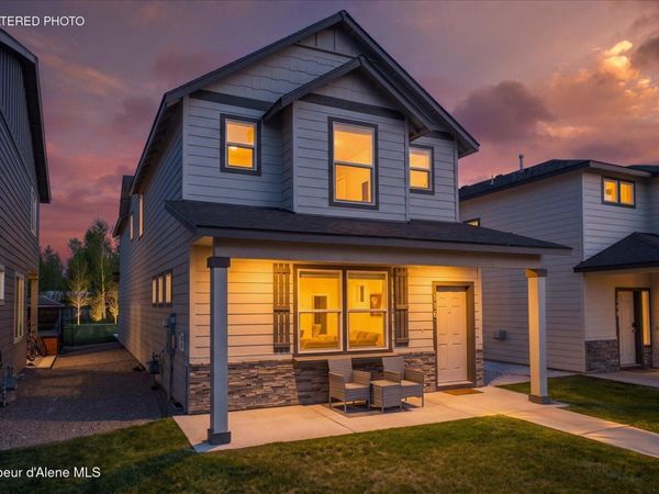 116 W Dustarr LN , Ponderay, ID 83852