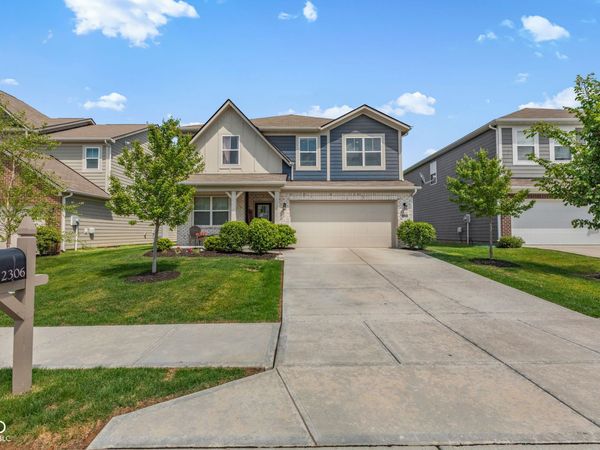 2306 S Bingham Place , New Palestine, IN 46163