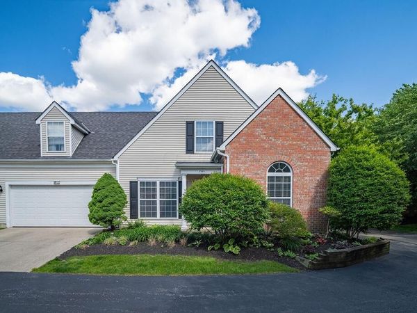 8626 Lazelle Commons Drive , Lewis Center, OH 43035