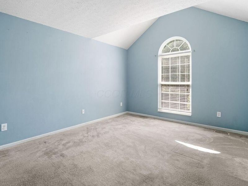8626 Lazelle Commons Drive , Lewis Center, OH 43035 Photo 22