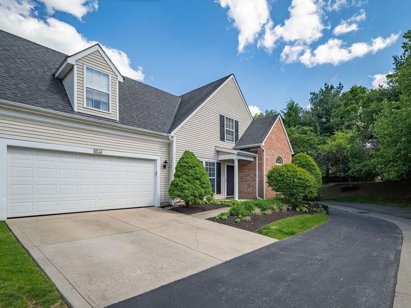 8626 Lazelle Commons Drive , Lewis Center, OH 43035 Photo 33