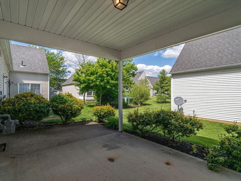 8626 Lazelle Commons Drive , Lewis Center, OH 43035 Photo 34