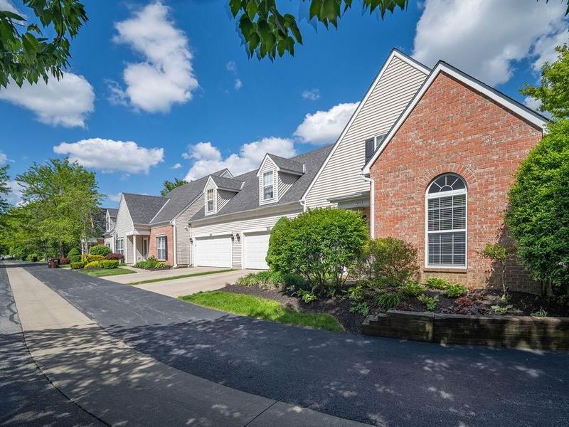 8626 Lazelle Commons Drive , Lewis Center, OH 43035 Photo 39