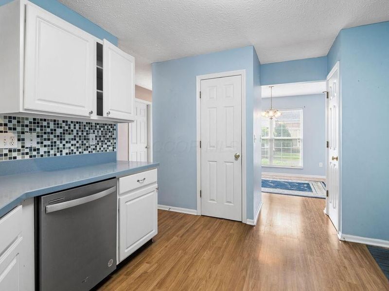 8626 Lazelle Commons Drive , Lewis Center, OH 43035 Photo 7