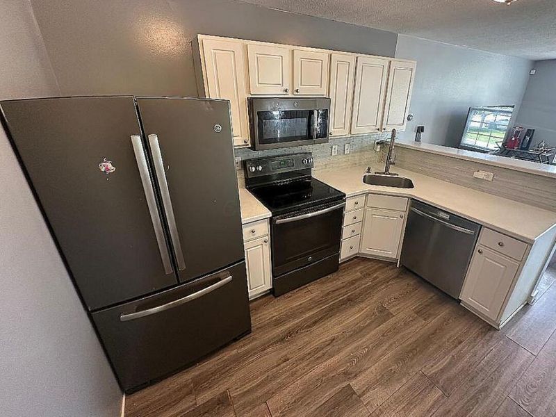 17 Green Mill, Blacklick, OH 43004 Photo 2