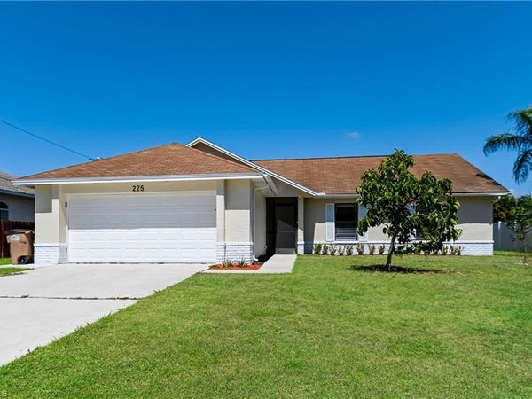 225 SW 37th ST , CAPE CORAL, FL 33914