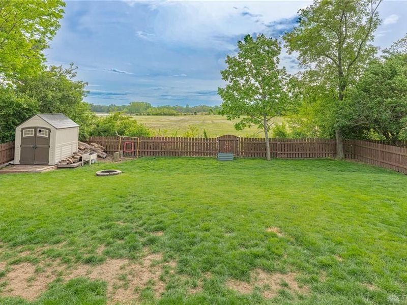 6553 Fountainhead Drive, Huber Heights, OH 45424 Photo 25