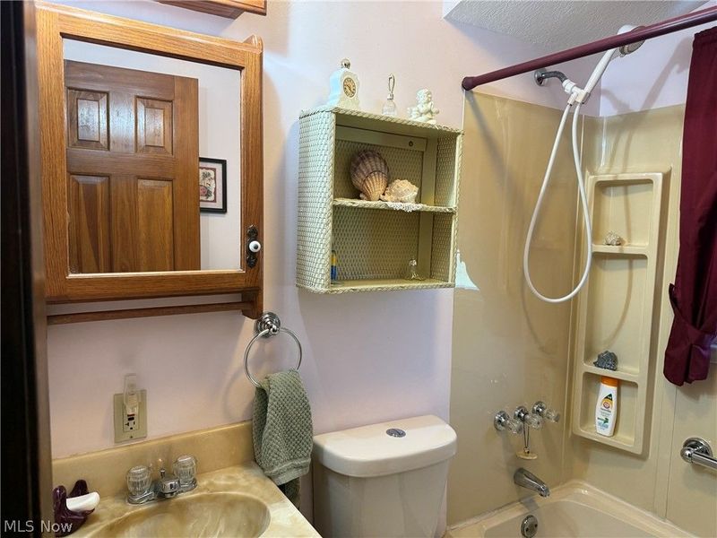 642 Alta Vista Avenue, Akron, OH 44312 Photo 20