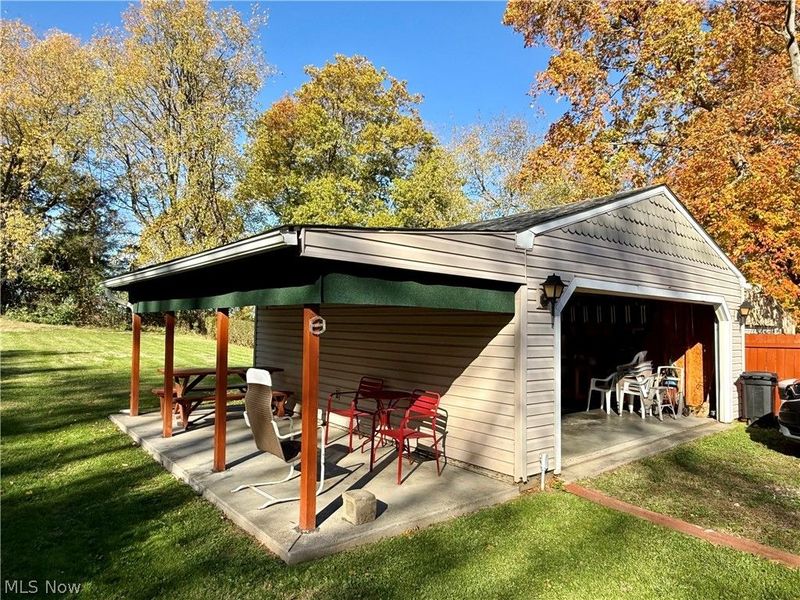 642 Alta Vista Avenue, Akron, OH 44312 Photo 3