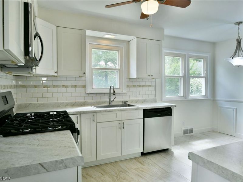 73 N Edgehill Avenue, Youngstown, OH 44515 Photo 19