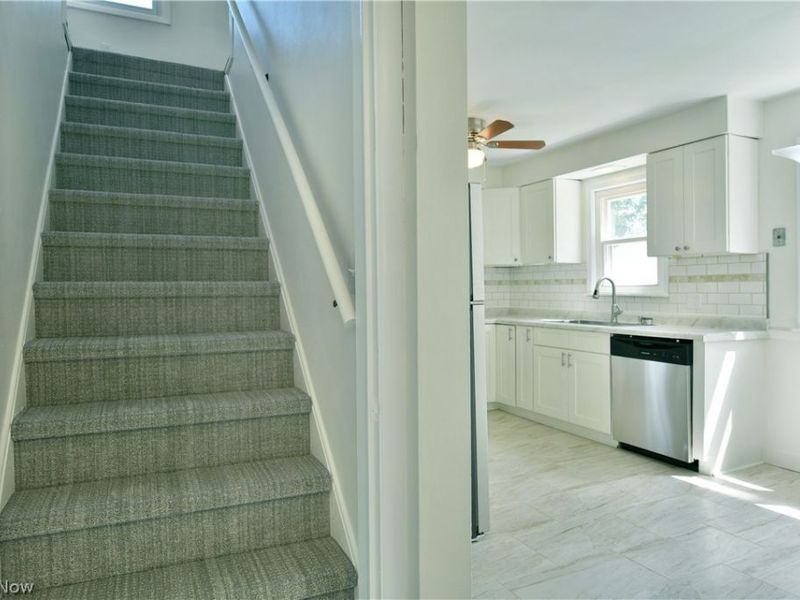 73 N Edgehill Avenue, Youngstown, OH 44515 Photo 35