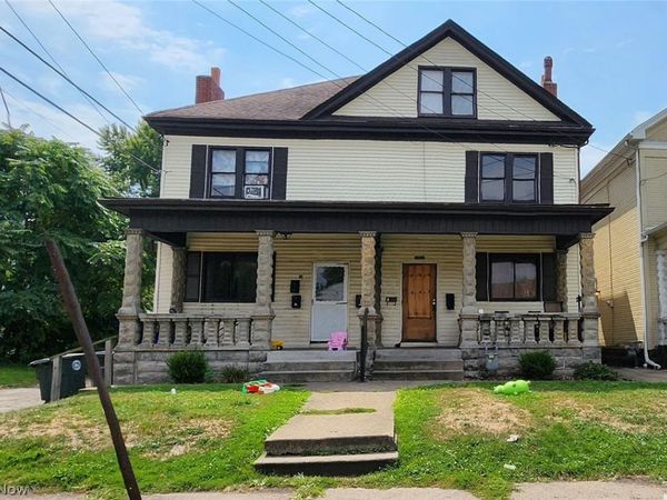 1525 Plum Street , Steubenville, OH 43952