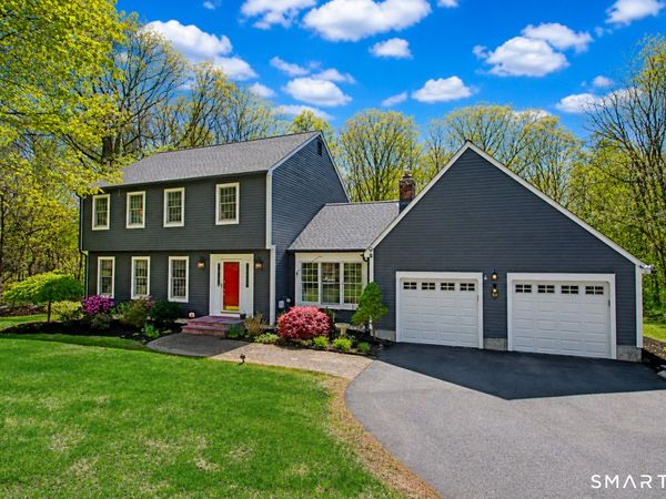 111 Acorn, Madison, CT 06443