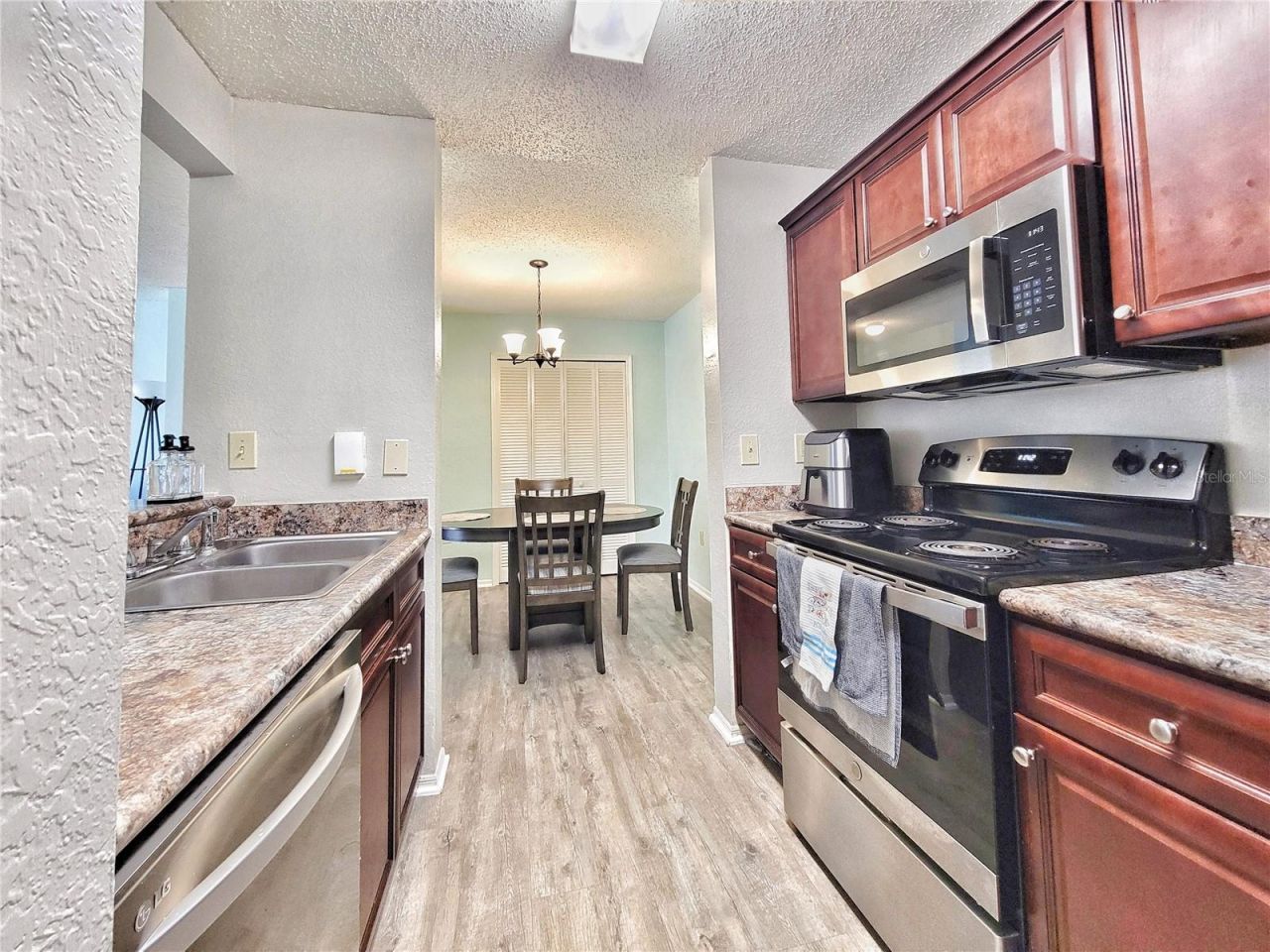 3705 SW 27th Street , Unit 316, Gainesville, FL 32608 Photo