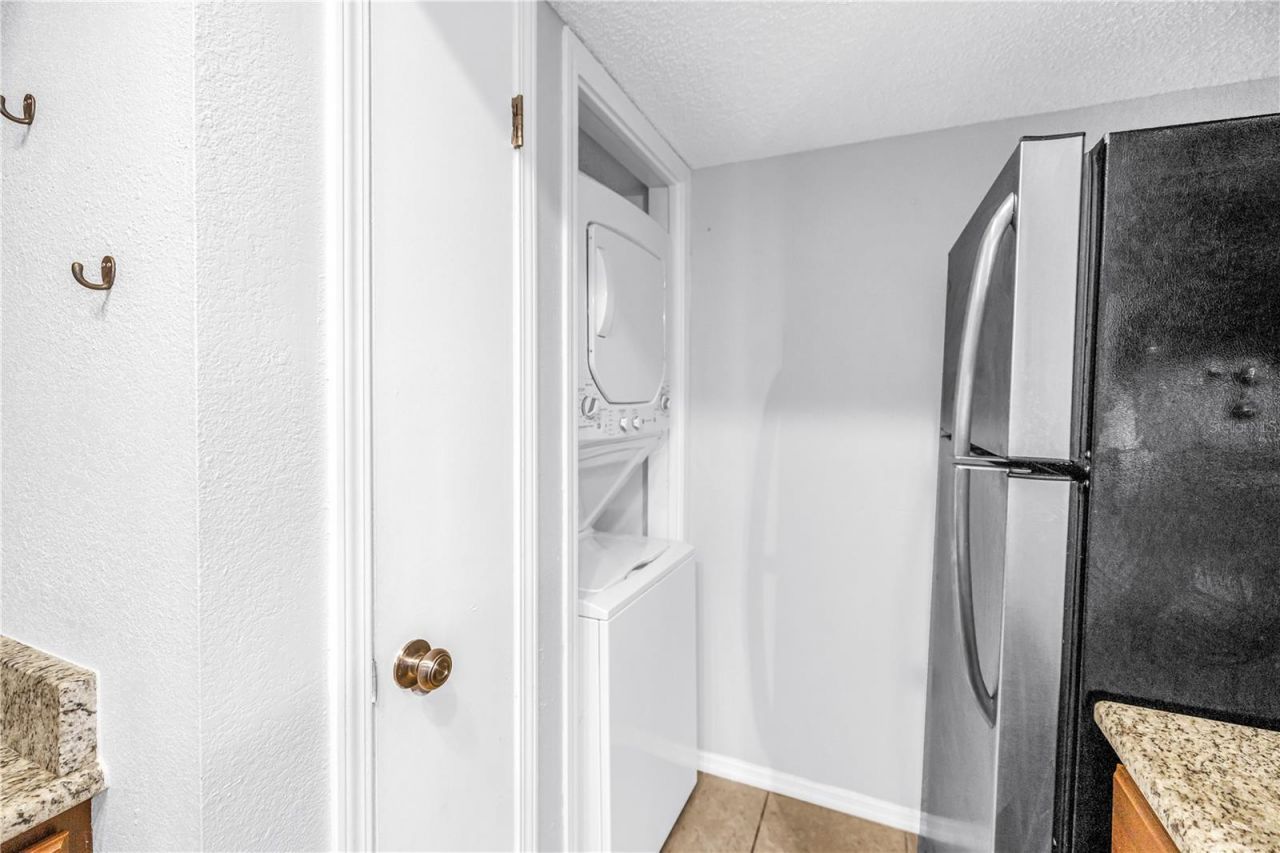 10200 Gandy Boulevard N, Unit 807, Saint Petersburg, FL 33702 Photo