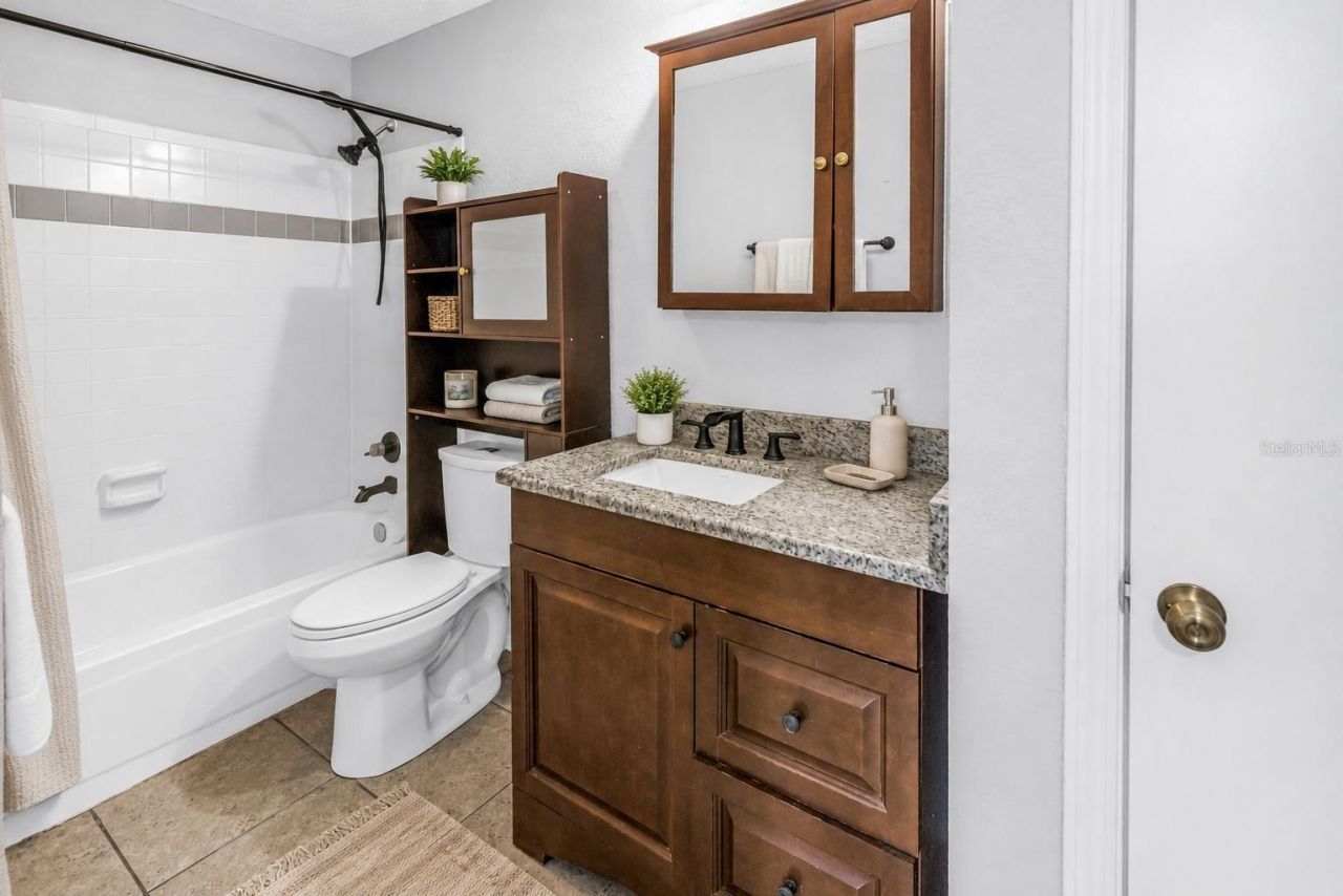 10200 Gandy Boulevard N, Unit 807, Saint Petersburg, FL 33702 Photo