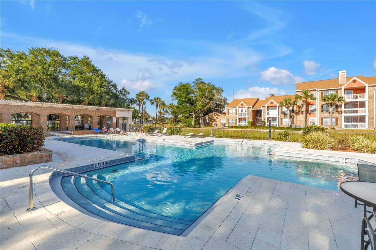 10200 Gandy Boulevard N, Unit 807, Saint Petersburg, FL 33702 Photo