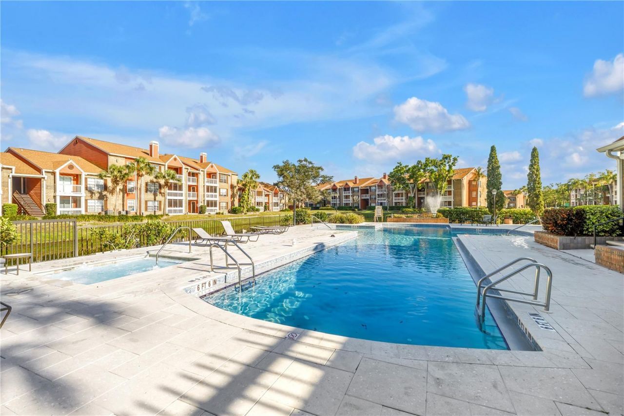 10200 Gandy Boulevard N, Unit 807, Saint Petersburg, FL 33702 Photo