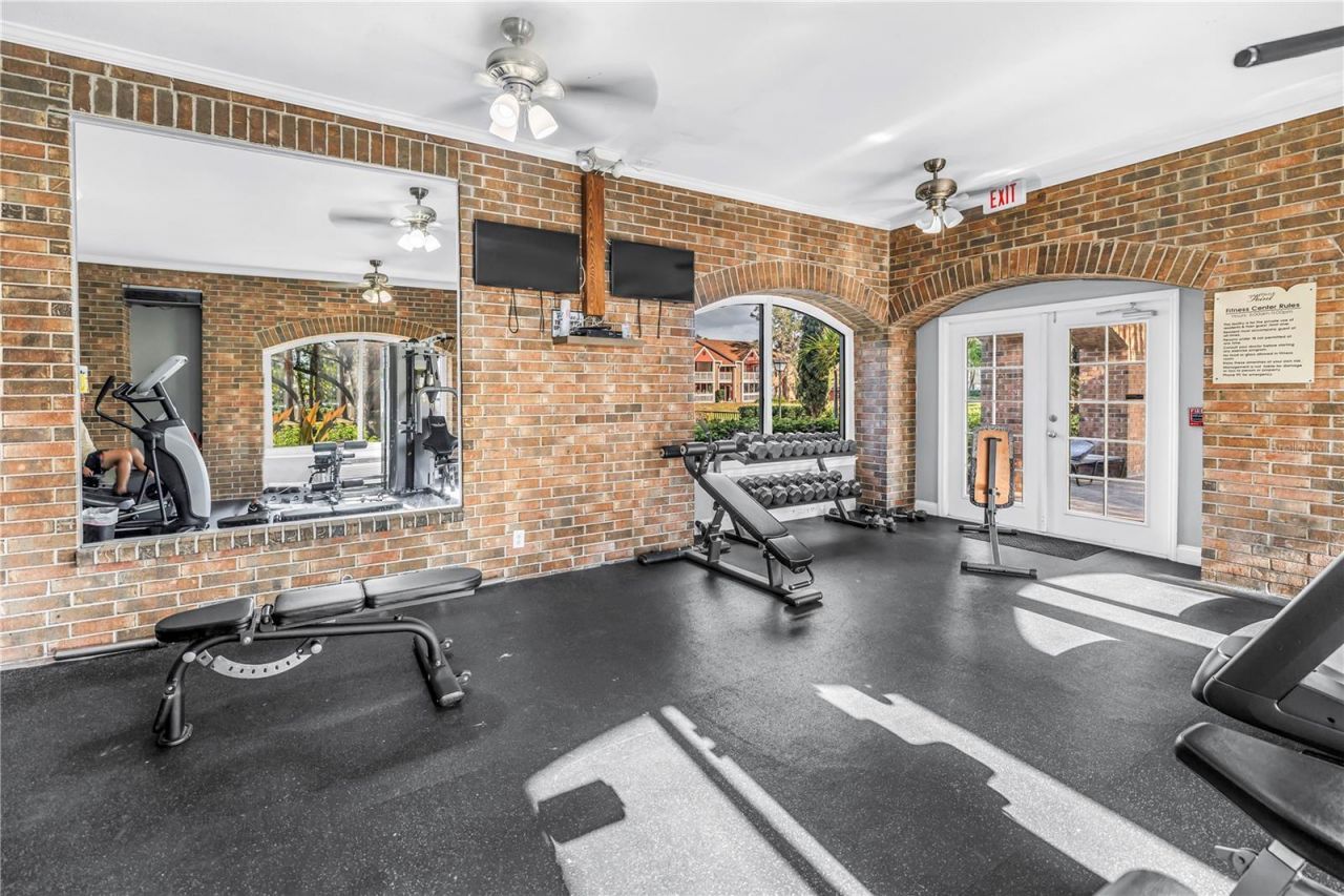 10200 Gandy Boulevard N, Unit 807, Saint Petersburg, FL 33702 Photo