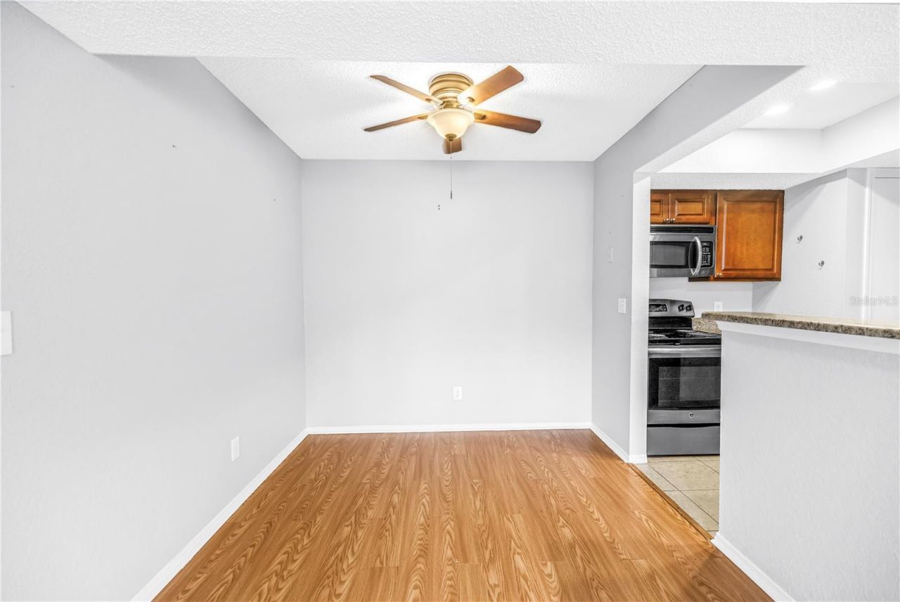 10200 Gandy Boulevard N, Unit 807, Saint Petersburg, FL 33702 Photo