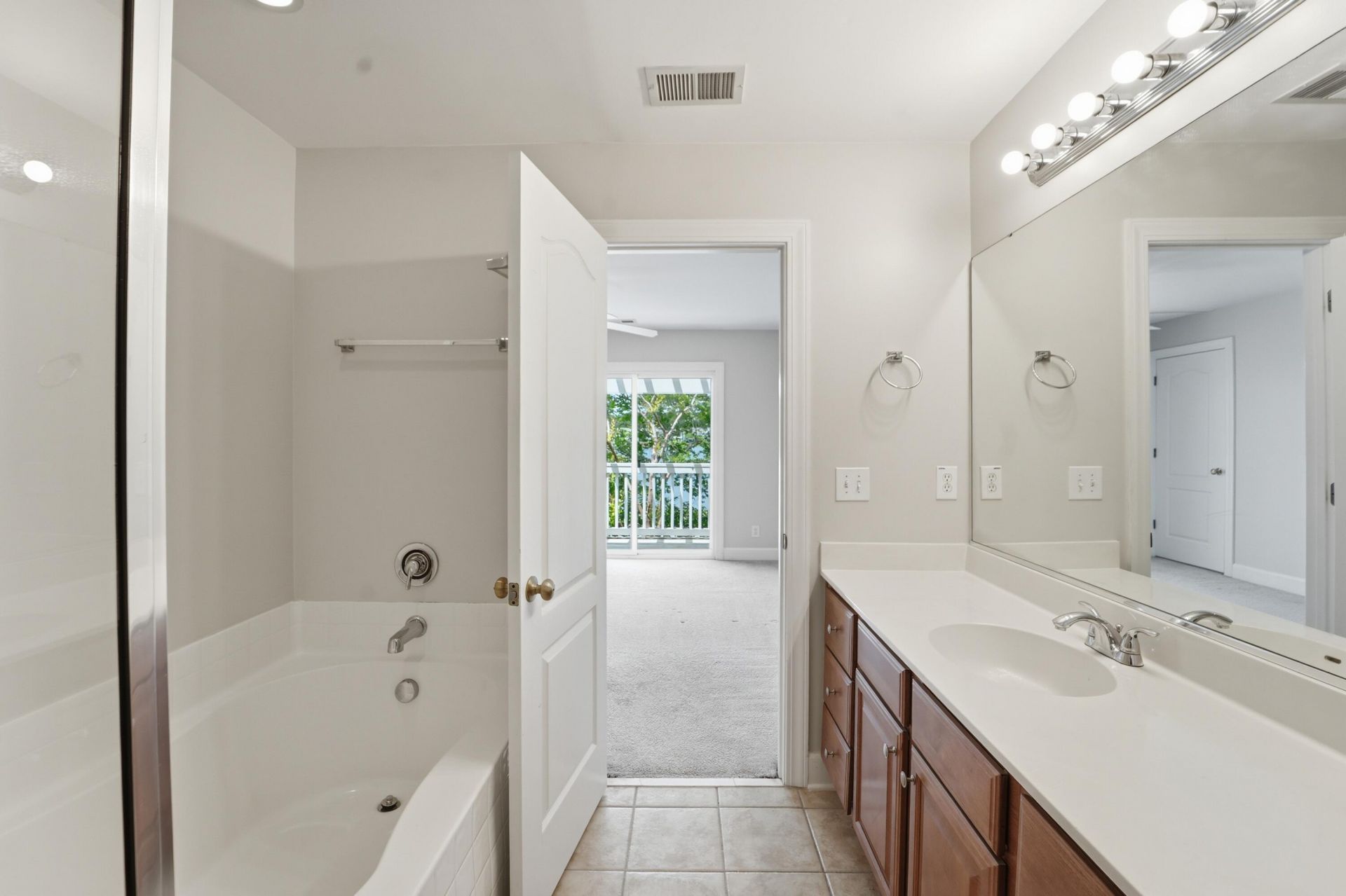 1823 Brittlebush Lane Photo 34