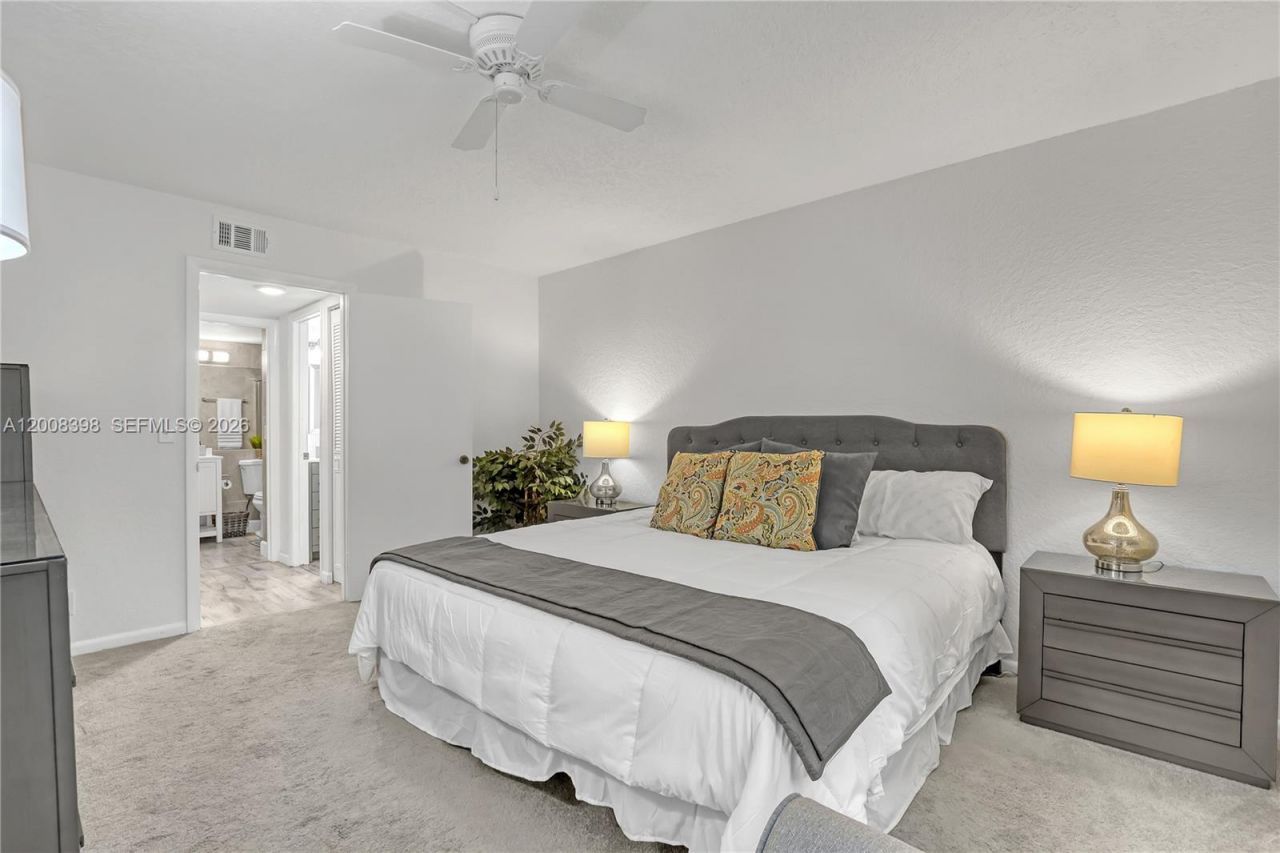 325 Pine Ridge Cir , Unit D-1, Greenacres, FL 33463 Photo