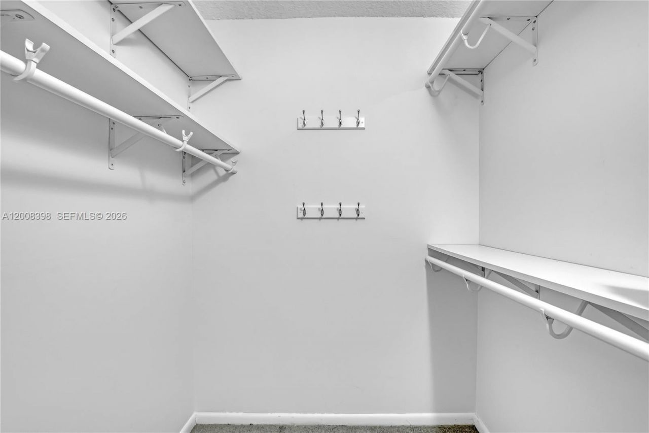 325 Pine Ridge Cir , Unit D-1, Greenacres, FL 33463 Photo