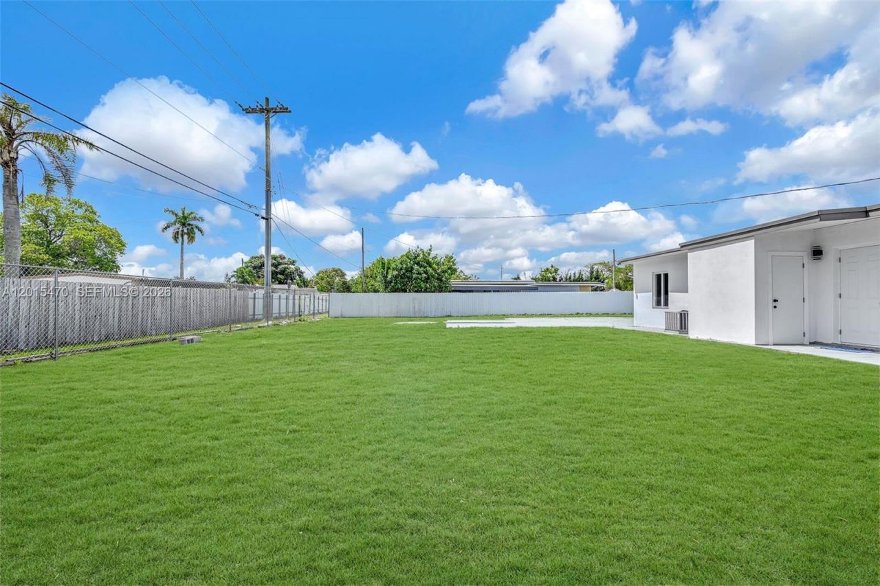 15575 NW 27th Ave, Miami Gardens, FL 33054 Photo