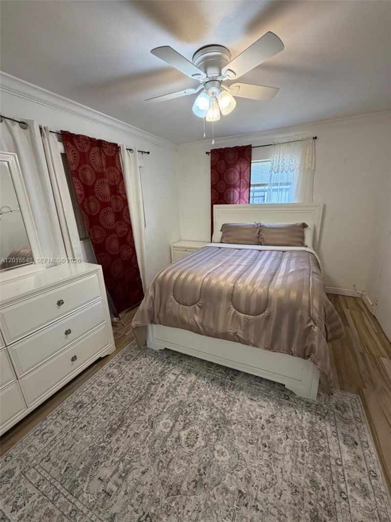 1041 NW 196th Ter , Miami Gardens, FL 33169 Photo