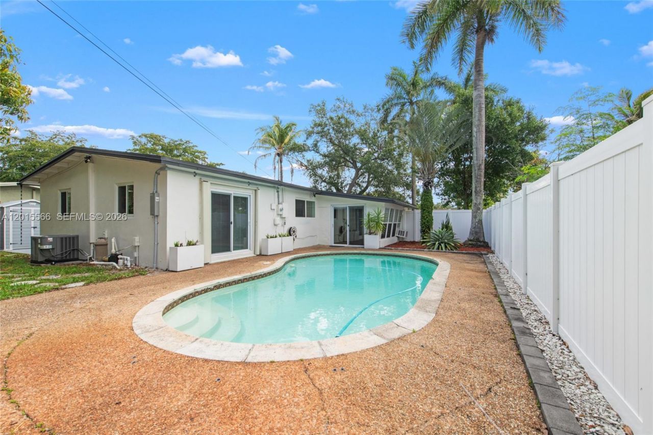 309 NW 43rd Ave, Plantation, FL 33317 Photo