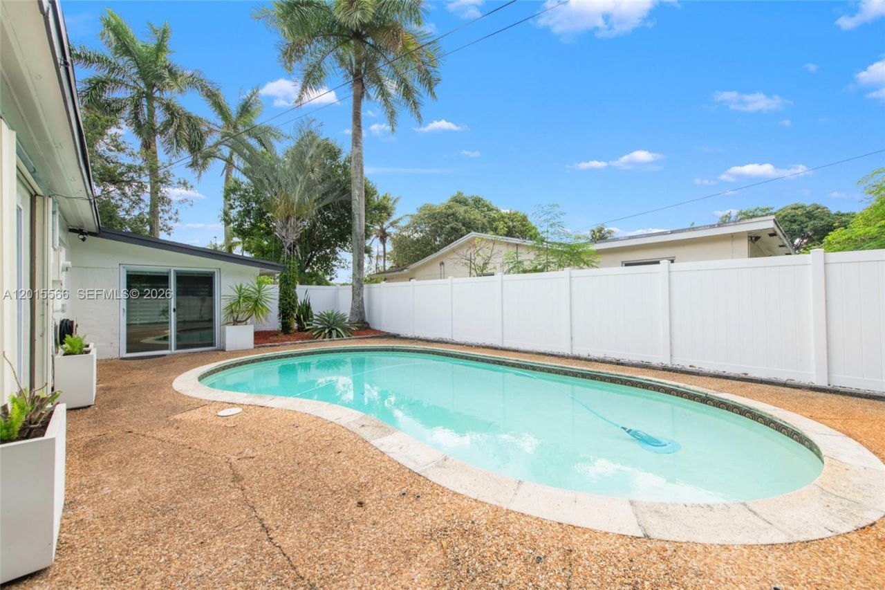 309 NW 43rd Ave, Plantation, FL 33317 Photo