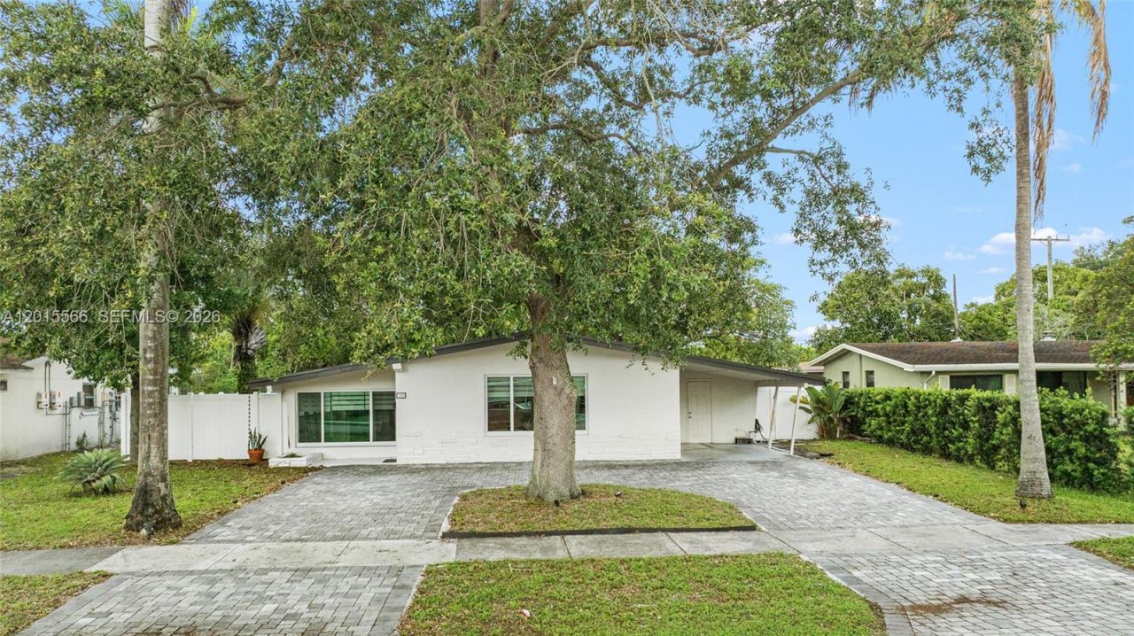 309 NW 43rd Ave, Plantation, FL 33317 Photo