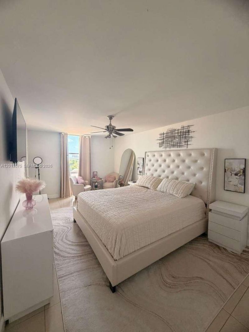 13499 Biscayne Blvd, Unit 906, North Miami, FL 33181 Photo
