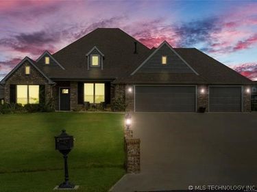 7863 S 266 Avenue E, Broken Arrow, OK 74014