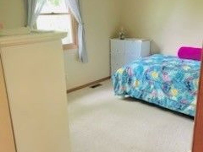 965 Bryant Drive, Vermilion, OH 44089 Photo 6