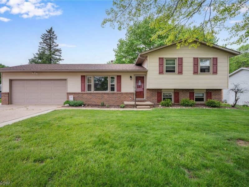 710 Tell Drive, Canal Fulton, OH 44614 Photo 1
