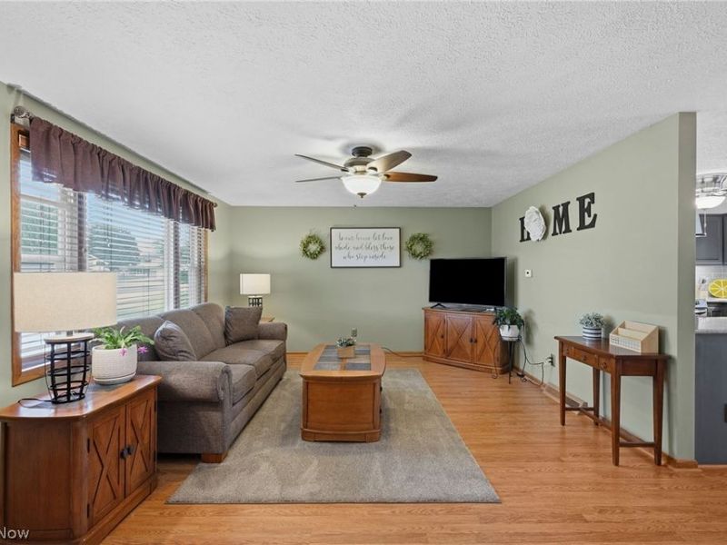 710 Tell Drive, Canal Fulton, OH 44614 Photo 3