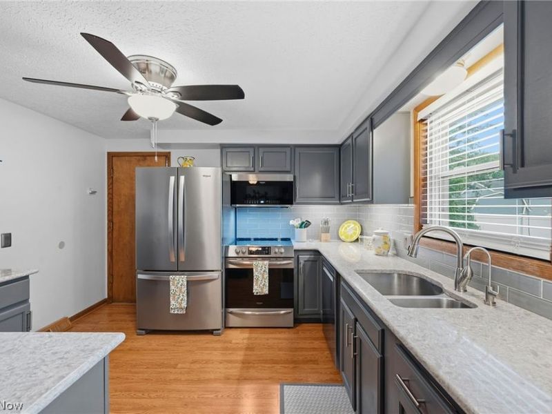 710 Tell Drive, Canal Fulton, OH 44614 Photo 6