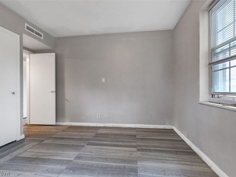 15825 Van Aken Boulevard, Unit 105W, Shaker Heights, OH 44120 Photo 10
