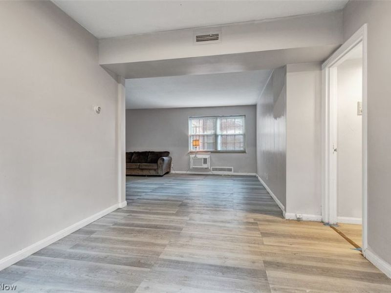 15825 Van Aken Boulevard, Unit 105W, Shaker Heights, OH 44120 Photo 7