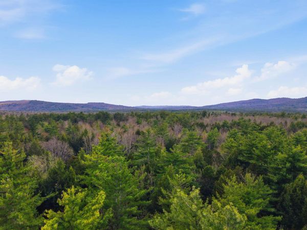 10 Beech River Circle, Ossipee, NH 03814
