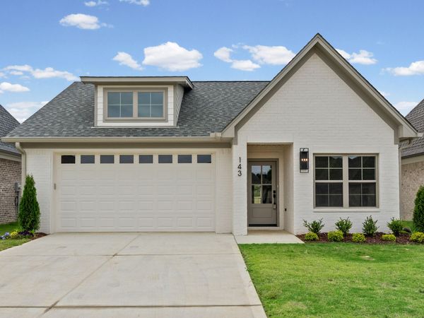 143 Harvester Square, Tupelo, MS 38801