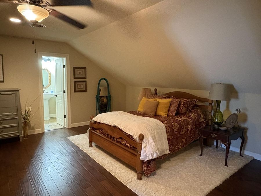 Property Image 112