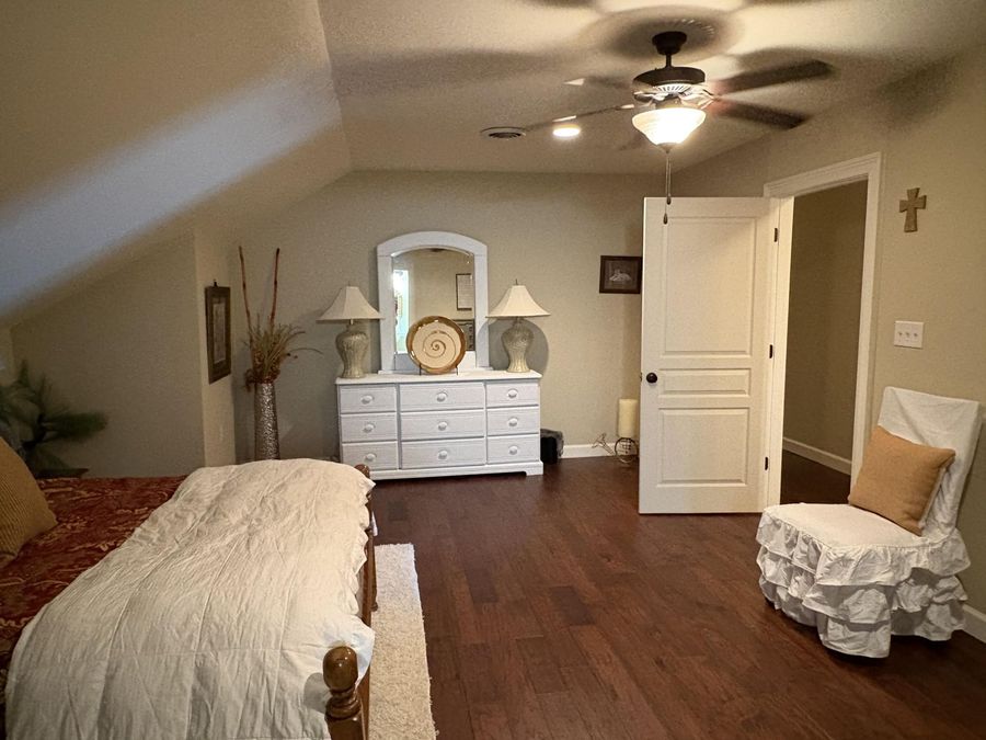 Property Image 114