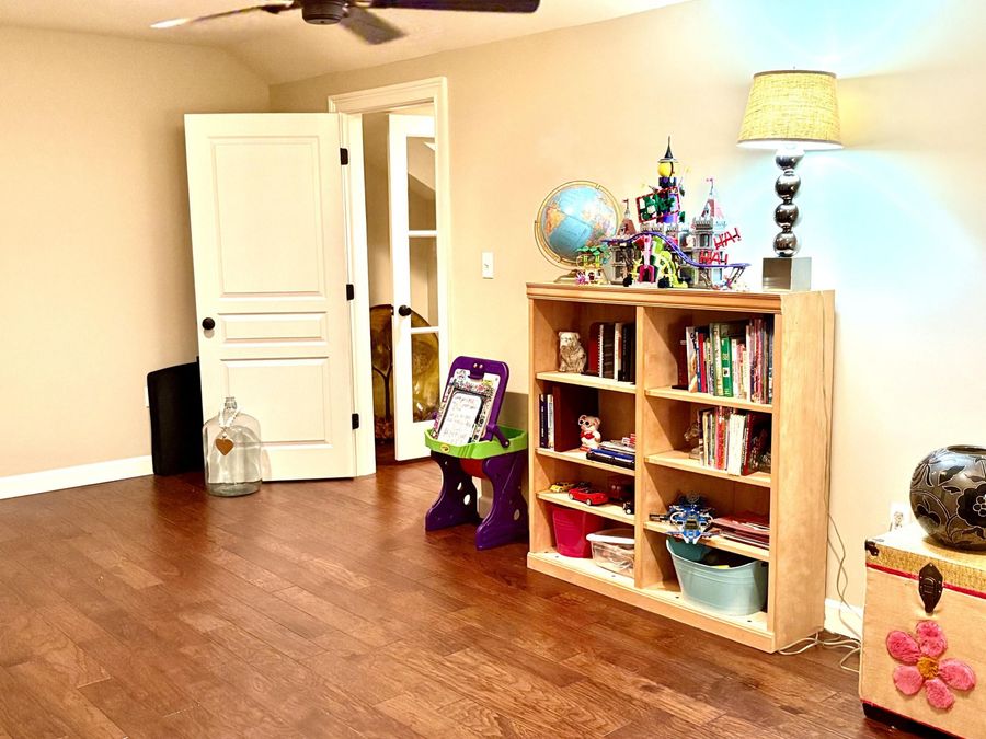 Property Image 116