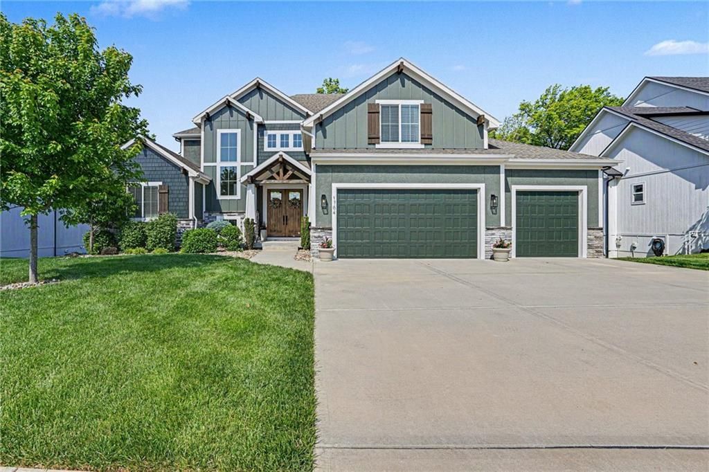 1784 Homestead Drive, Liberty, MO 64068 Main Photo
