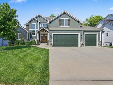 1784 Homestead Drive, Liberty, MO 64068