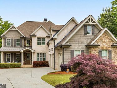 4856 Grandview Court, Flowery Branch, GA 30542